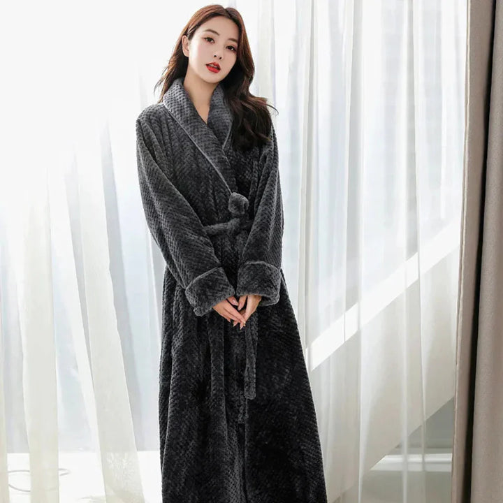 Women’s Plush Hooded Bathrobe