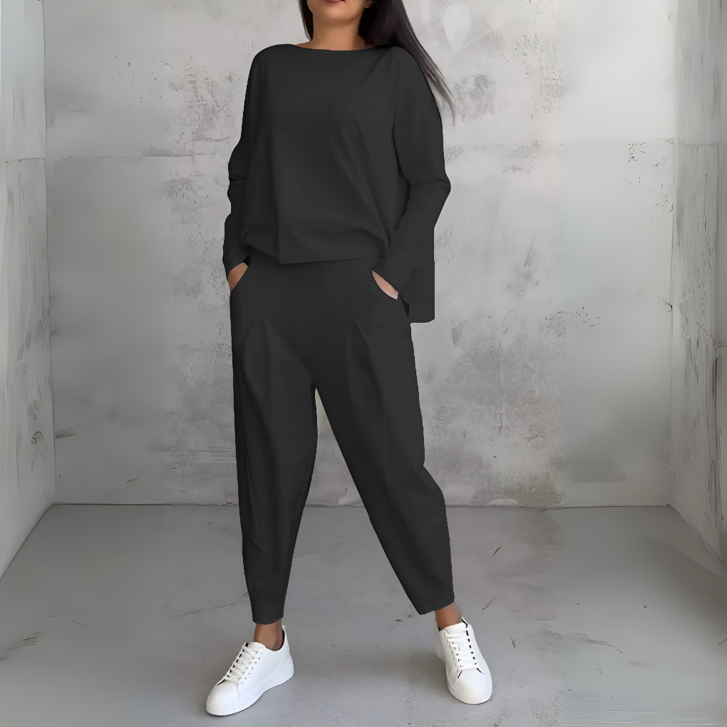 Two-Piece Casual Set with Round Neck and Long Sleeves
