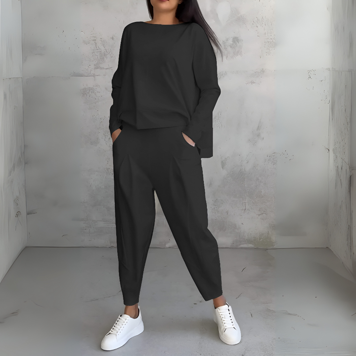 Two-Piece Casual Set with Round Neck and Long Sleeves