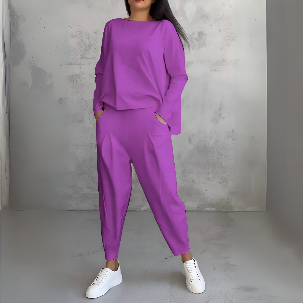 Two-Piece Casual Set with Round Neck and Long Sleeves