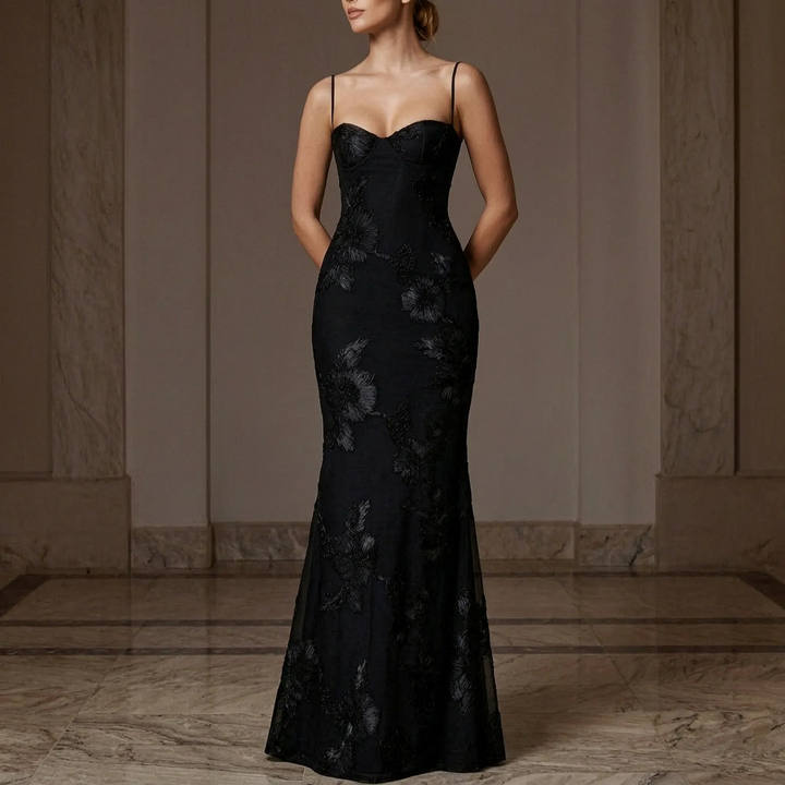FlorenteFitted Floral Appliqué Maxi Dress