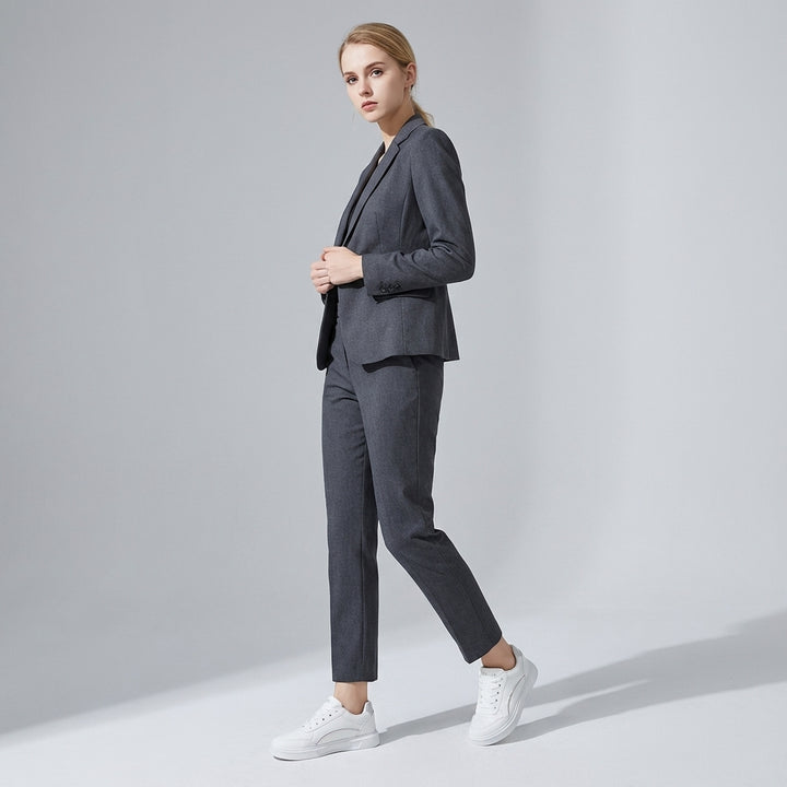 Women’s  Low-Cut Shoes