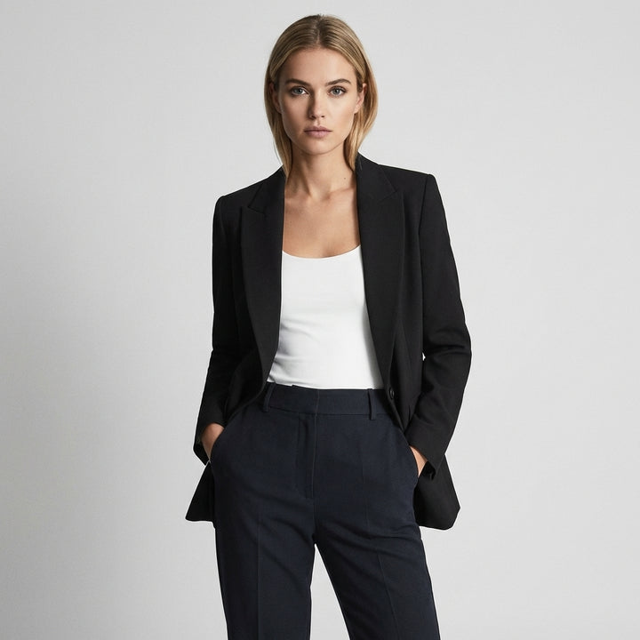 Elegant 2-Piece Women’s Suit Set – Polished Pair for Formal Looks