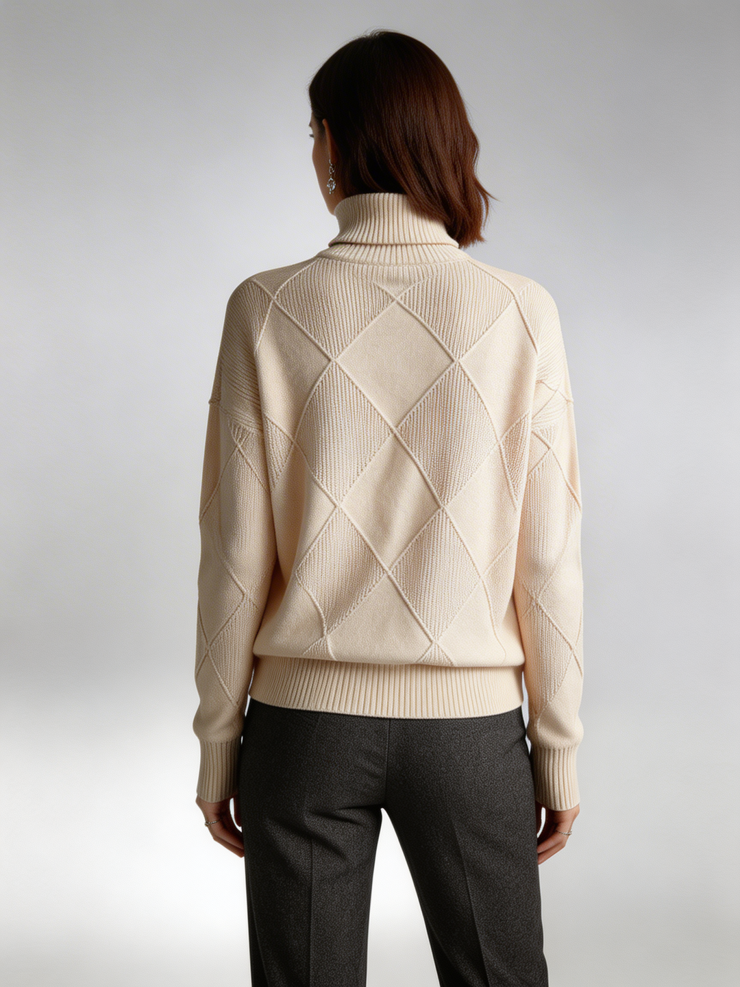 Women’s Turtleneck Sweater – Soft-Feel Knit with Classic Charm