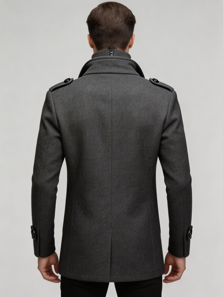 Men’s Coat – Fashionable Design with Modern Appeal