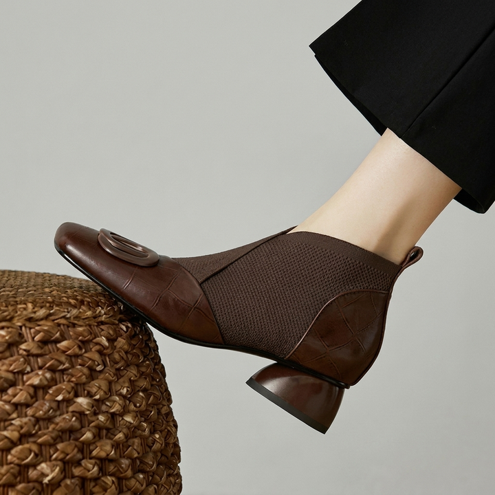 Orthopedic Boots Deliver Day-Long Support with Everyday Style