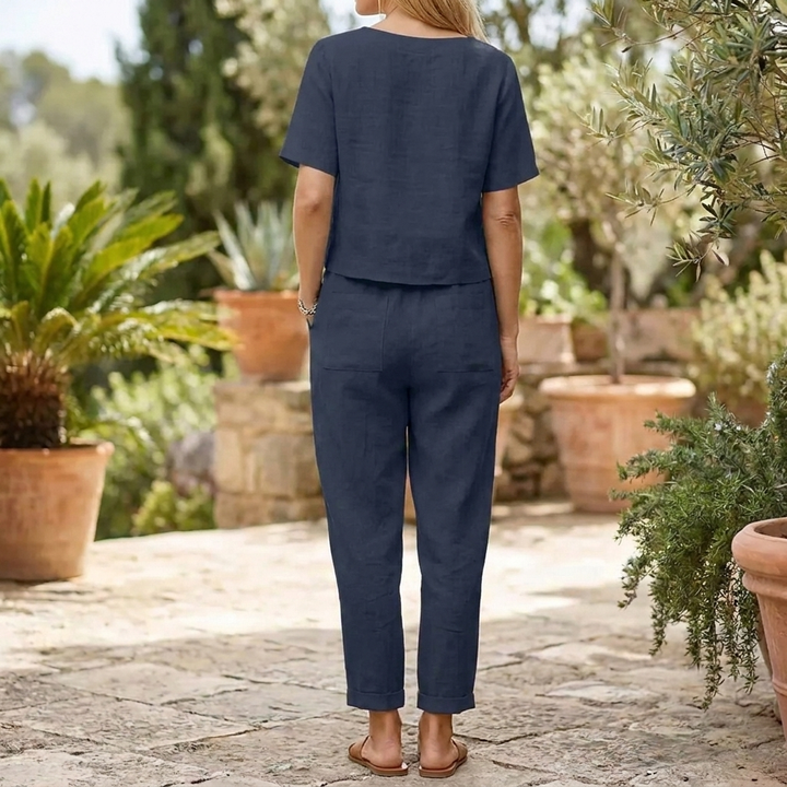 Airy Summer Set Brings Light, Effortless Style to Warm Days