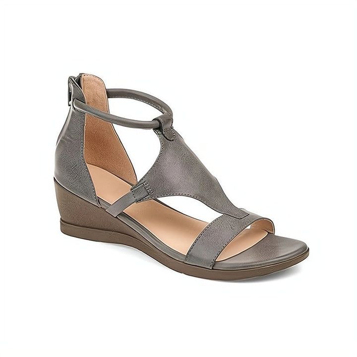 Effortless Elegance – Stylish Roman Sandals for Women